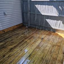 Apartment-Washing-and-Deck-Cleaning-in-Bangor-ME 8